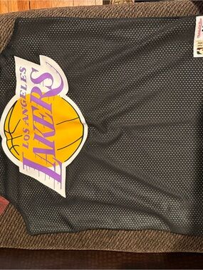 Los Angeles Lakers Black Mesh Basketball Jersey with Large Logo